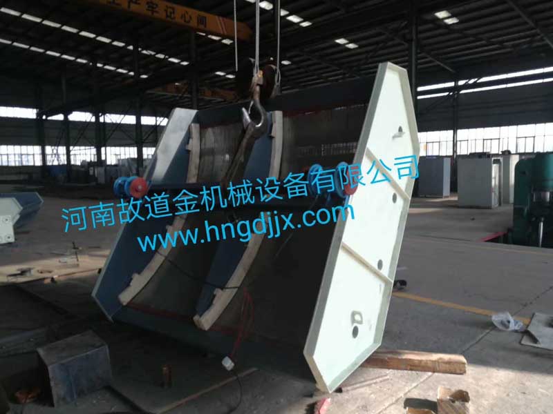 故道金公司**可翻轉振動弧形篩在山西某洗煤廠作業(yè)
